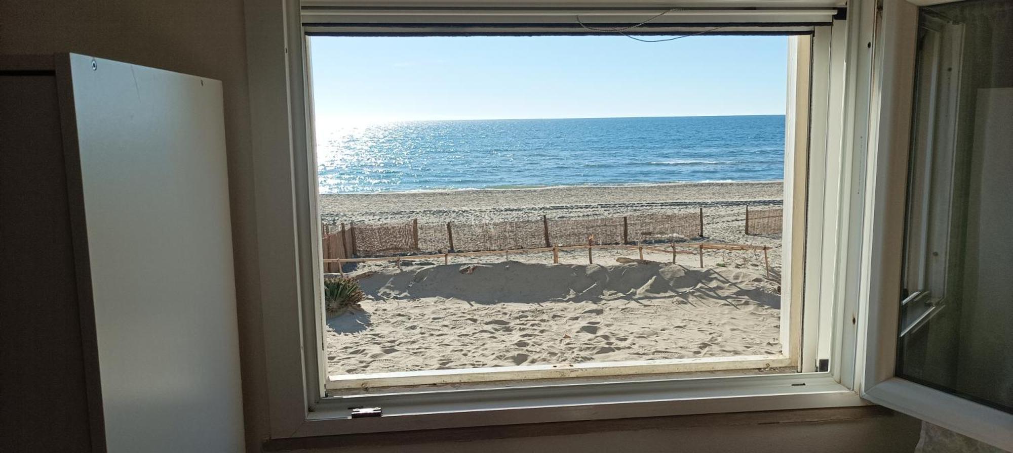 Casina Sulla Sabbia Apartman Torvaianica Kültér fotó